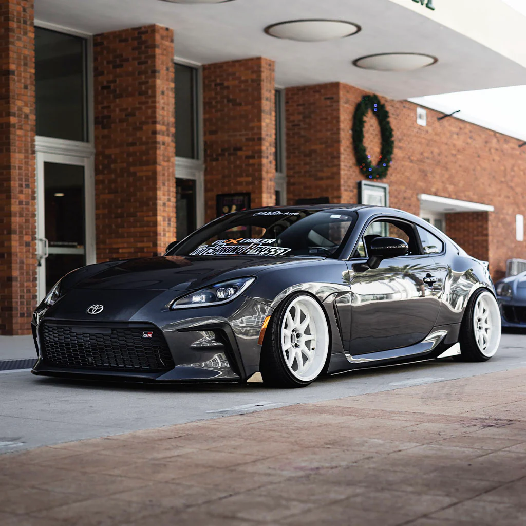 Toyota GR86 NIA Side Skirts Sleek Splitter 2022+ - Image 2